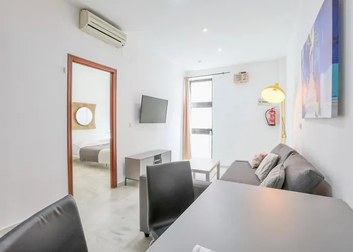 Apartment Becquer