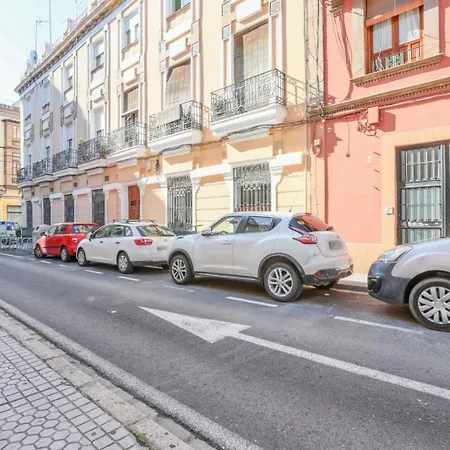 Becquer Apartment