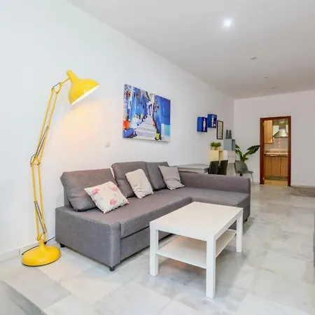 Becquer Apartment