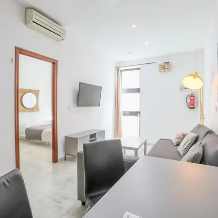 Apartment Becquer