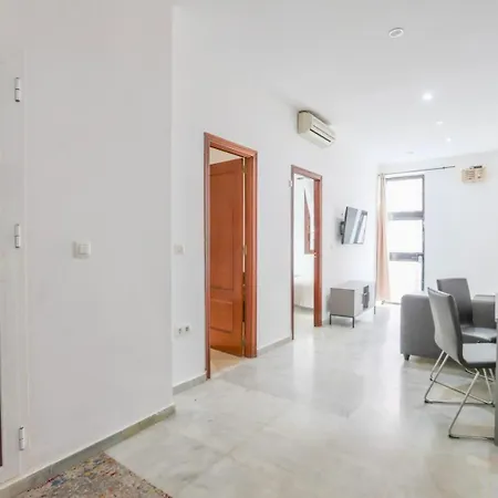 Becquer Apartment *
