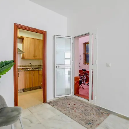 Becquer Apartment